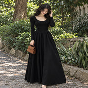 hepburn-style-black-long-sleeve-dress